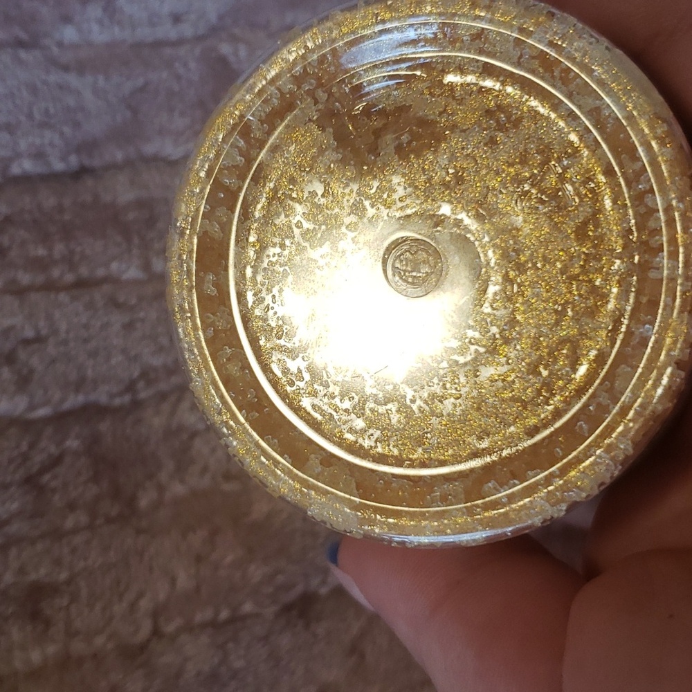 Homemade mango sugar scrub - Picture 2 of 3